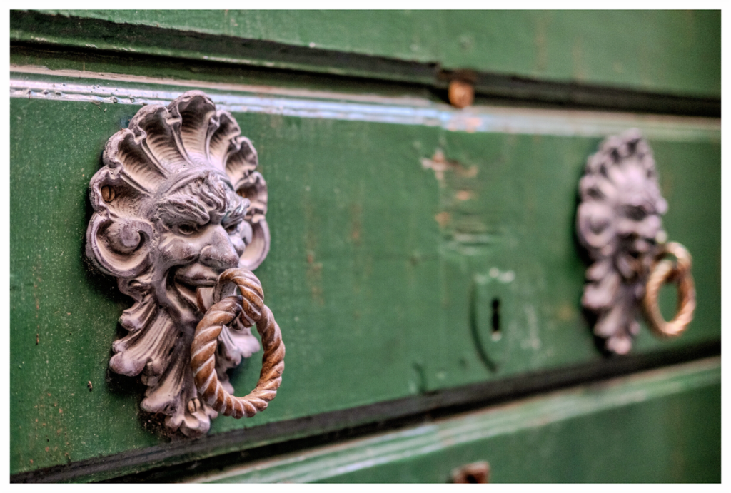 Main image Door knockers