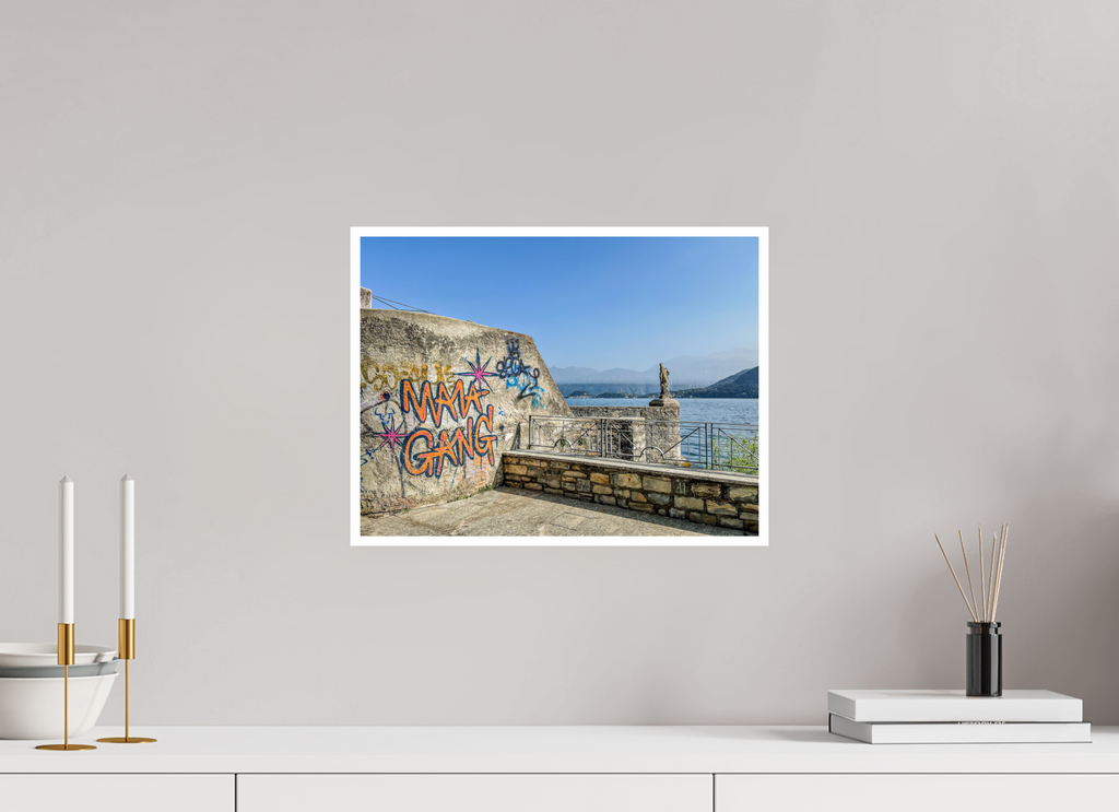 16 x 12″, Print Only Como Graffiti